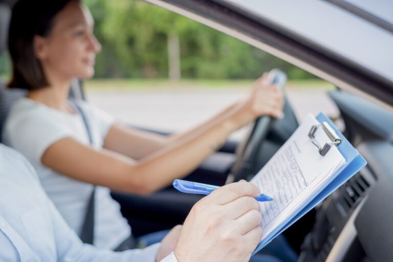En la CDMX buscan que se realice un examen cada 7 años para revalidar la licencia de conducir