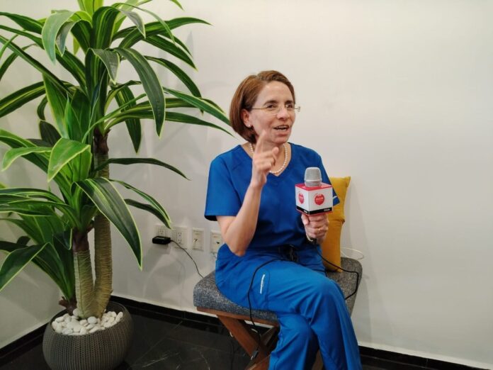 Josefina Lira, ginecóloga, experta en embarazo adolescente