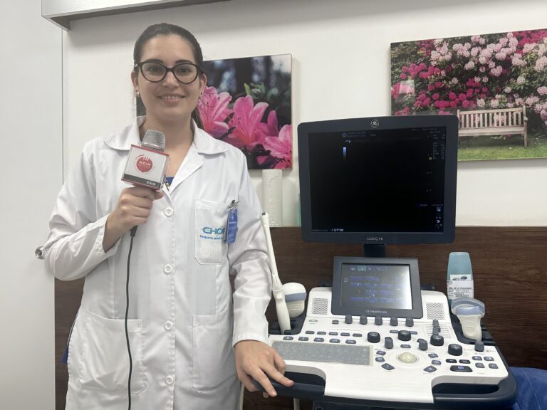 Doctora Lisandra Berovides, ultrasonografista
