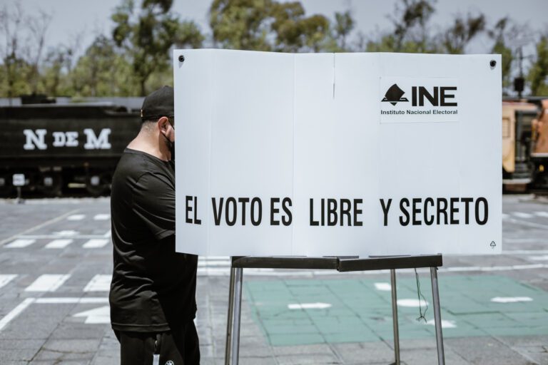 Comienza el cierre de casillas en el Estado de México