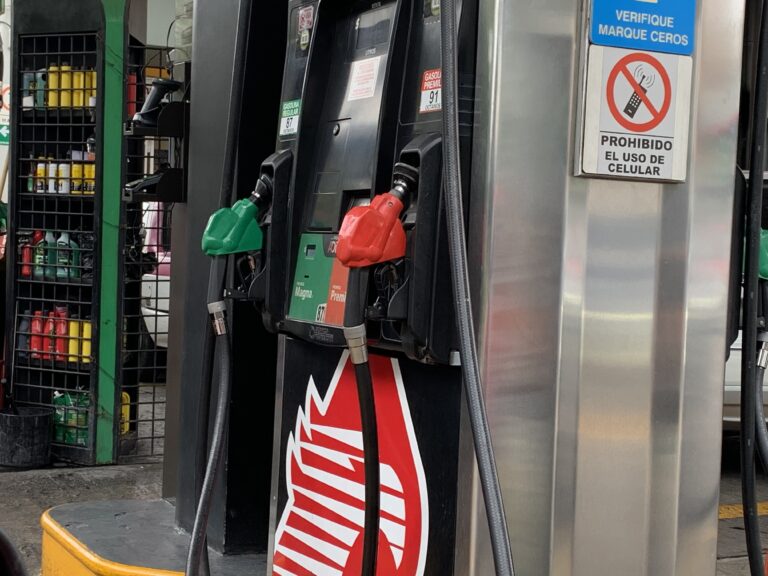 Gasolineros aseguran que siguen siendo víctimas de extorsión por funcionarios de la Profeco