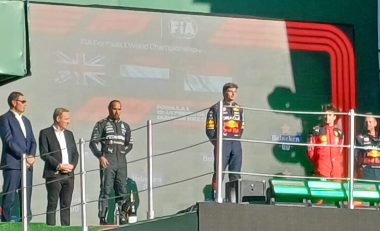 Max Verstappen durante el Gran Premio de México. Foto: Gabriel Ayala/ACIR Deportes
