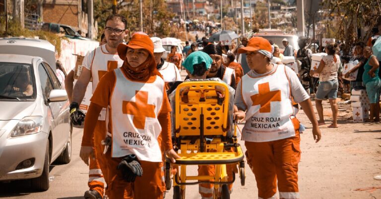 Cruz Roja y Zurich refuerzan su alianza para proteger a comunidades de desastres climatológicos