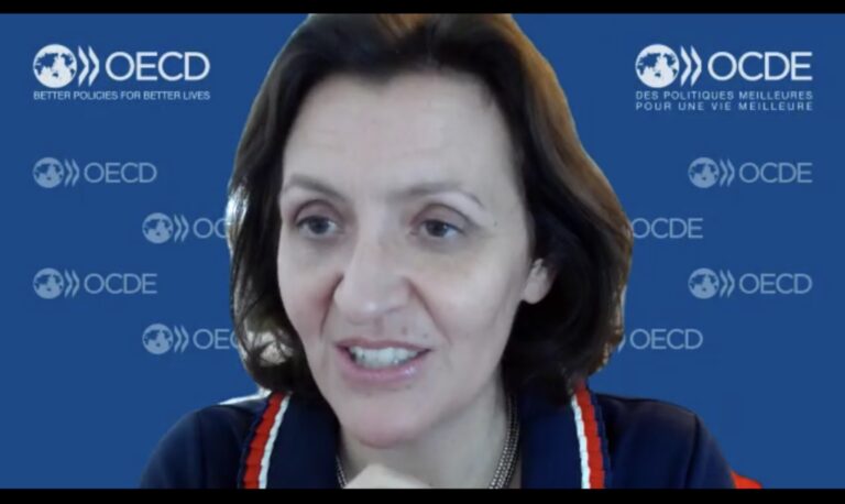 Caída de confianza en sus gobiernos y corrupción principales desafíos de países de América Latina y Caribe: OCDE