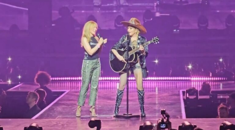 Madonna y Kylie Minogue compartieron el escenario