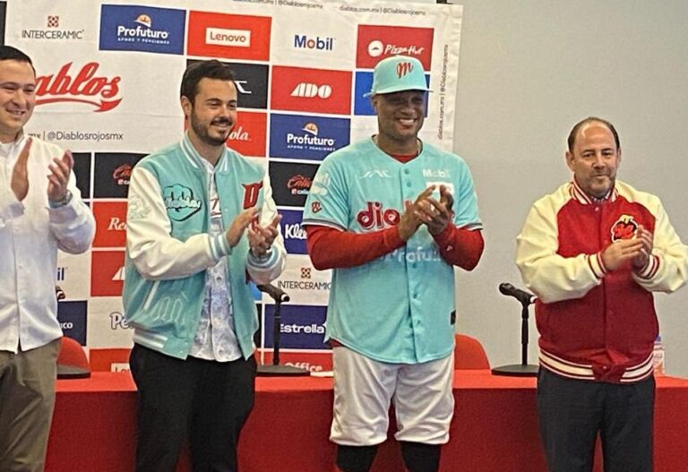 Robinson Canó es presentado como jugador de los Diablos Rojos del México. Foto: Guillermo García/ACIR Deportes