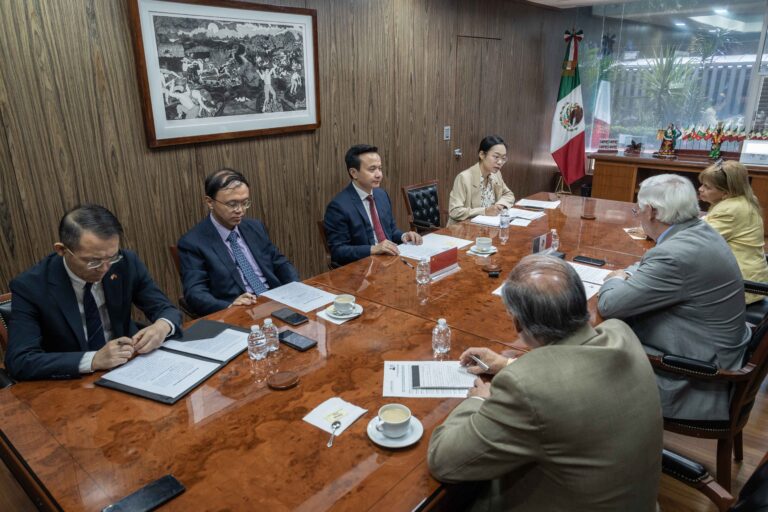 Ampliarán México y China cooperación técnica en producción sustentable de caña de azúcar