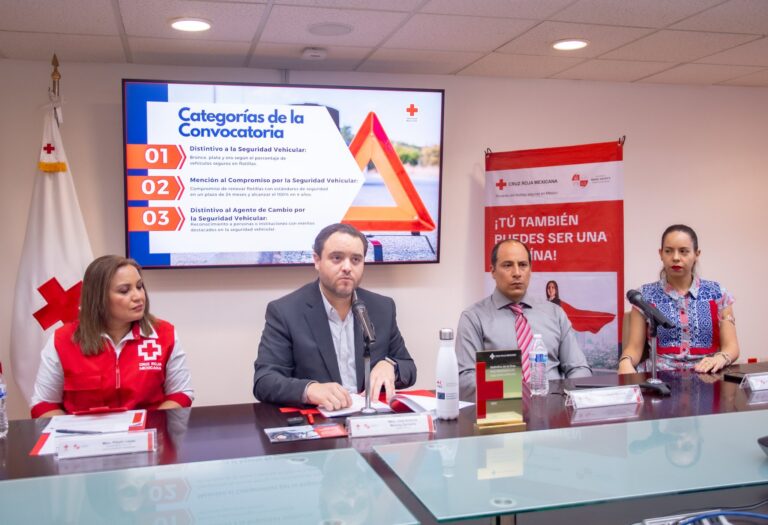 Anuncia Cruz Roja la segunda convocatoria de distintivos por la seguridad vehicular