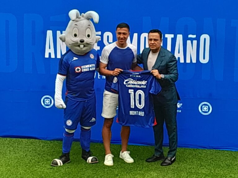 Andrés Montaño, nuevo '10' de Cruz Azul. Foto: Edgar Flores/ACIR Deportes