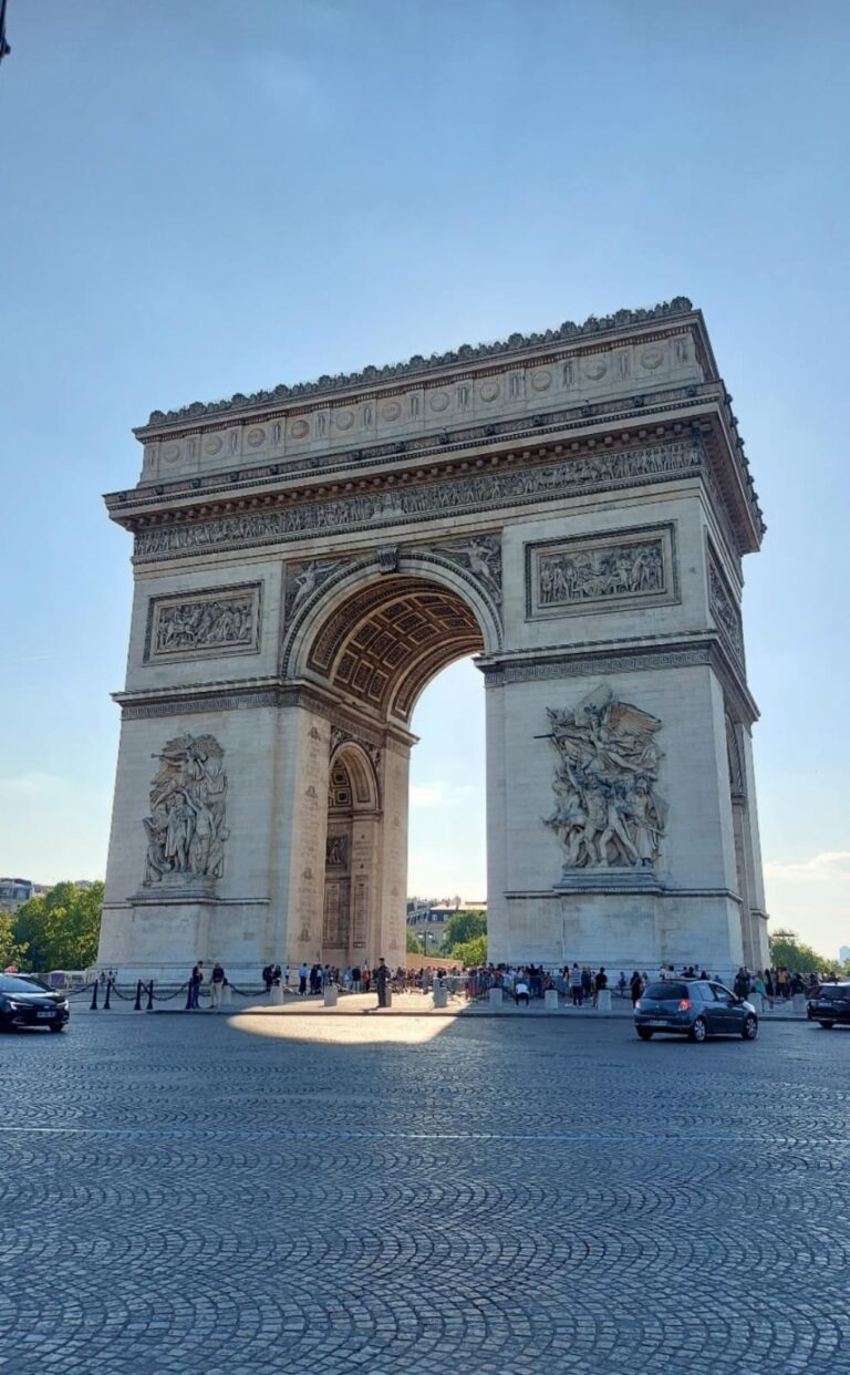 Arco del Triunfo, París. Foto: Gabriel Ayala/ACIR Deportes