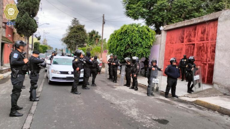 Aseguran tres toneladas de autopartes robadas en Tláhuac