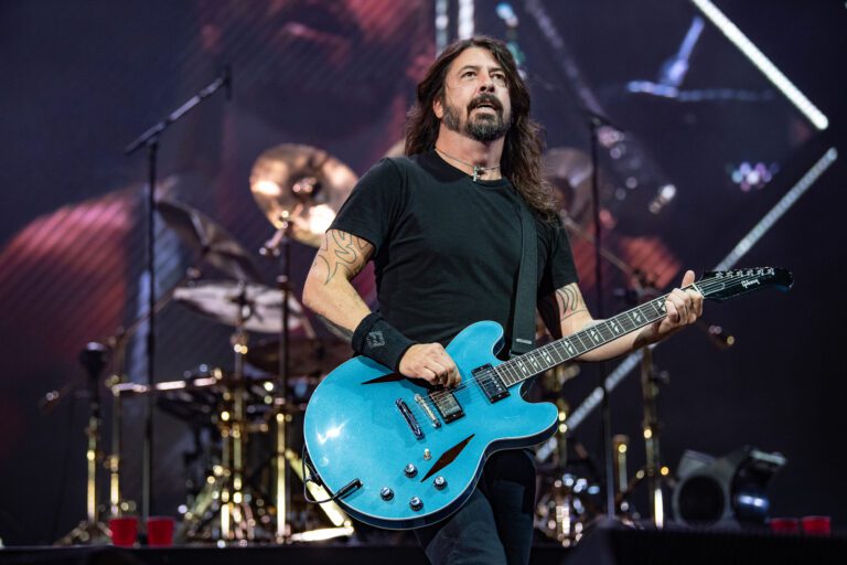 Dave Grohl de Foo Fighters: “me convertí en padre fuera de mi matrimonio”