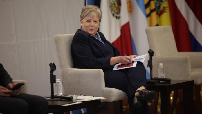 alicia-barcena Pobreza.