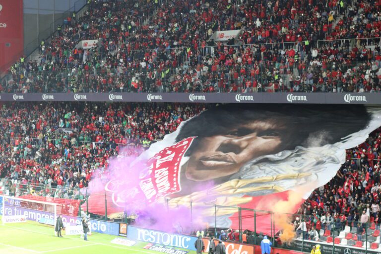 Tifo Ítalo Estupiñan Toluca vs León Estadio Nemesio Diez Zona General por José Andrés Martínez Ochoa/ACIR Deportes.