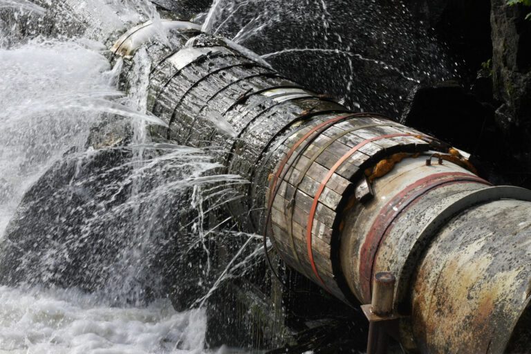 Prometen que se atenderán eficazmente las fugas de agua en la CDMX