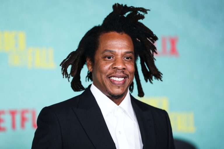 Jay Z responde demanda y acude a la premier de “Mufasa”