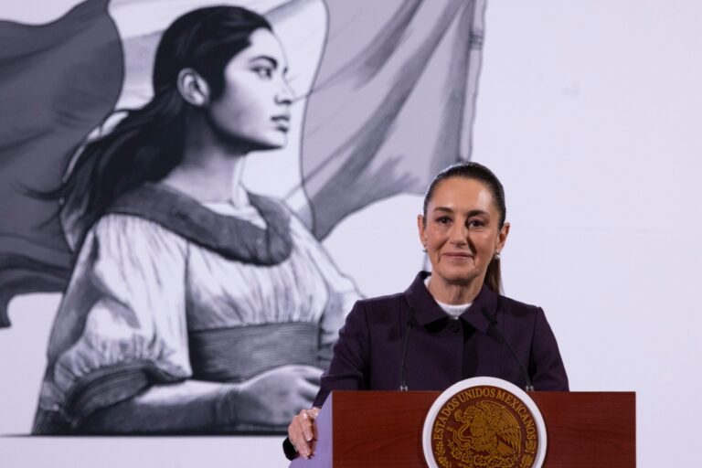 La presidenta de México envía sus mejores deseos a los mexicanos con motivo de la Navidad