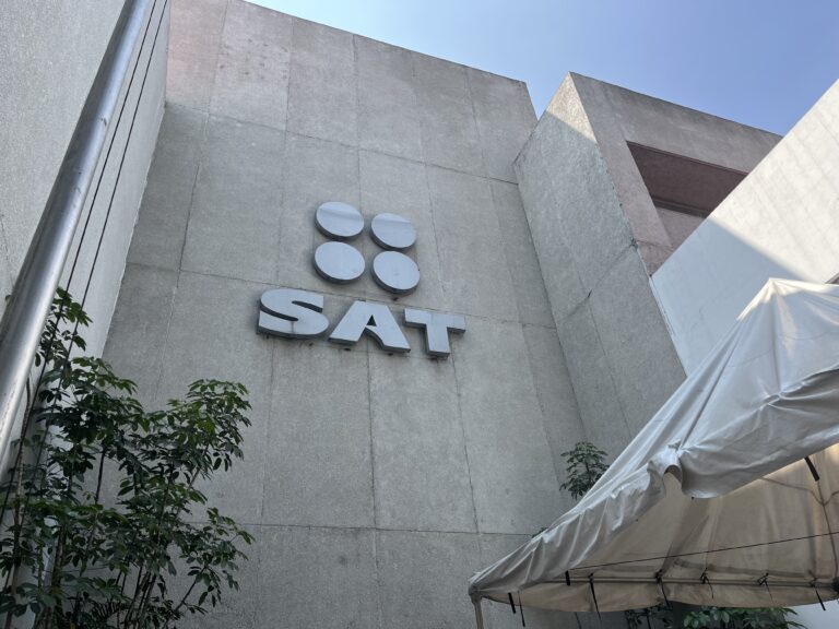 SAT busca recaudar  5.3 billones de pesos este año con su Plan Maestro