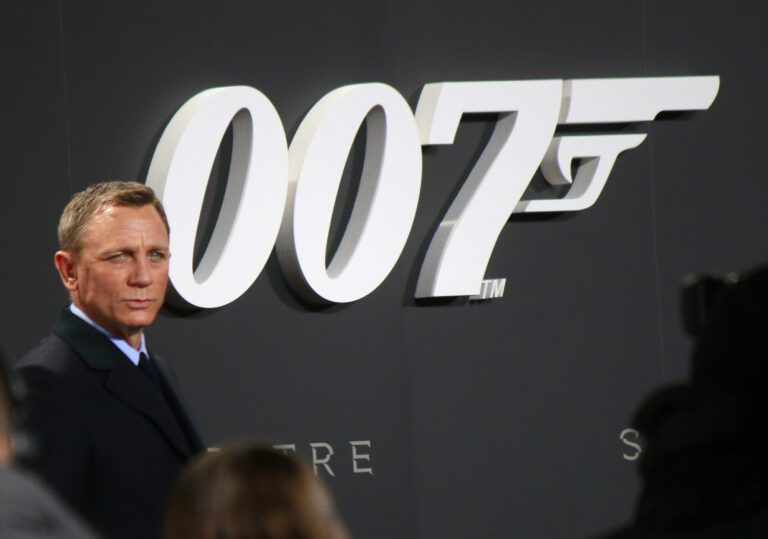 ¿Quién será el nuevo James Bond en el cine?