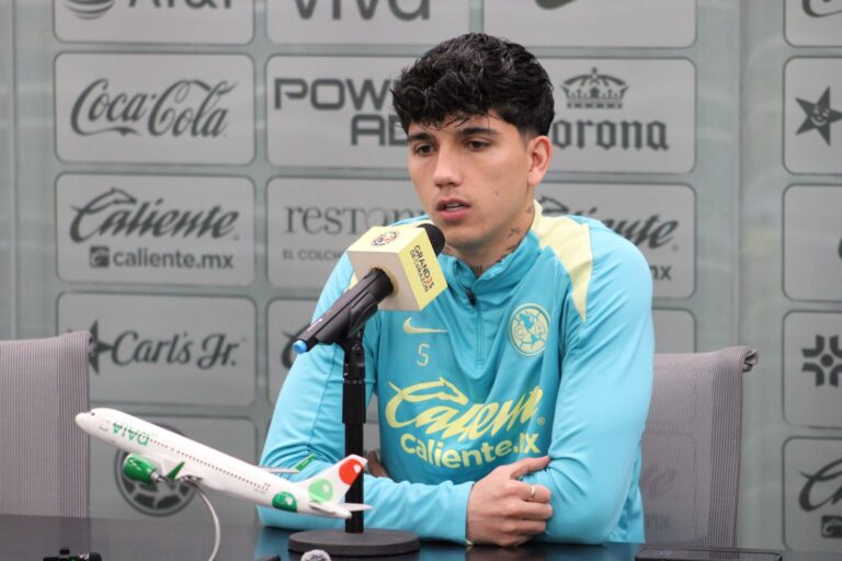 Kevin Álvarez, del campeón América, confía en ganarse un lugar en selección mexicana.