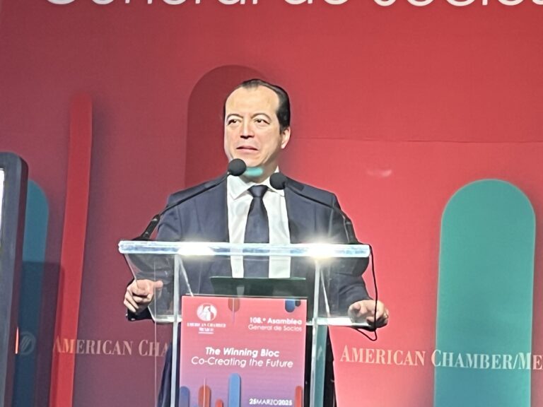México dará la batalla para defender lo logrado en 30 años de acuerdo comercial con EE.UU. y Canadá: SE
