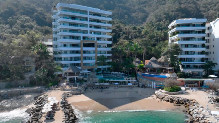 Clausuran proyectos inmobiliarios en costera de Puerto Vallarta por daños al medio ambiente