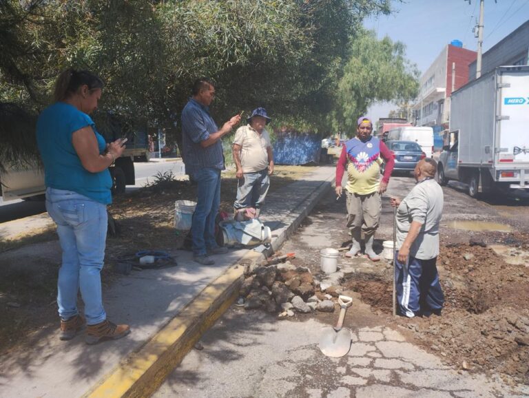 Reparan fuga de agua de gran magnitud en Ecatepec
