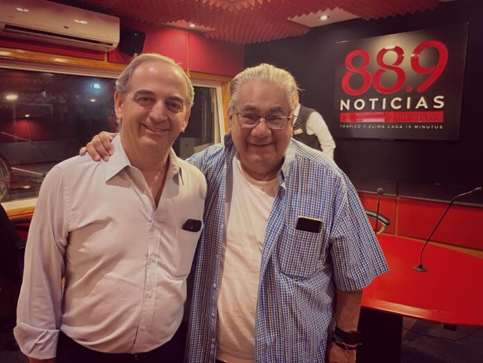 FOTO ESPACIO NOCHE 06 DE MAYO 2025 (ANSELMO Y RAÚL)