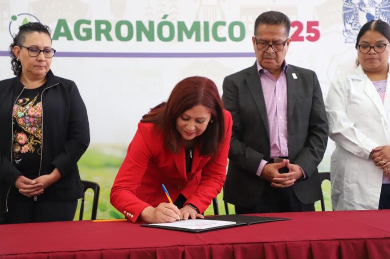 Gobierno de Tecamac y la FES Cuautitlán firman convenio para impulsar la agricultura