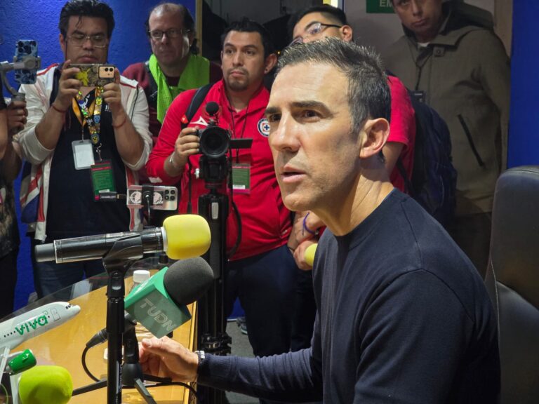 Vicente Sánchez, director técnico de Cruz Azul. Foto: Arturo Sanguino/ACIR Deportes