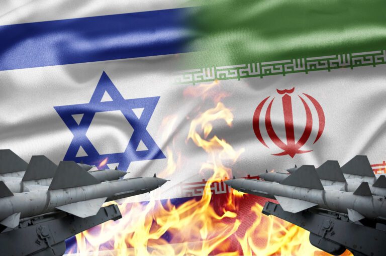 Irán responde con fuerza y ataca con misiles al territorio de Israel