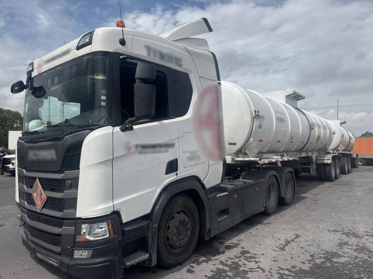 Agentes federales aseguran combustible robado en San Luis Potosí