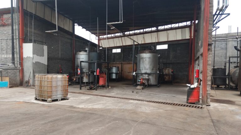 Profepa cierra empresa petrolera en Michoacán por graves daños ambientales