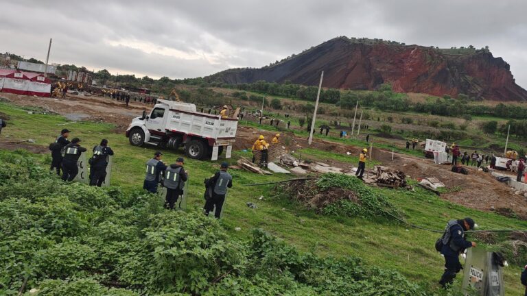 Desalojan predio en Tláhuac por construir en suelo de conservación