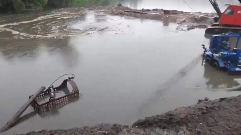 Conagua restablece control en presa Los Cuartos tras retirar tapón de basura