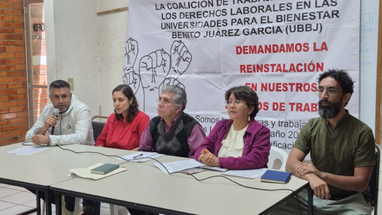 Profesores despedidos de universidades del Bienestar ganan amparos y exigen reinstalación