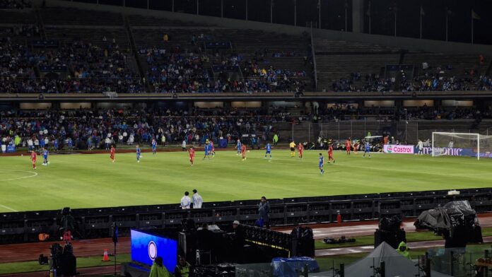 Cruz Azul enfrentó a Mazatlán en la J1 del Apertura 2025. Foto: Edgar Flores/ACIR Deportes