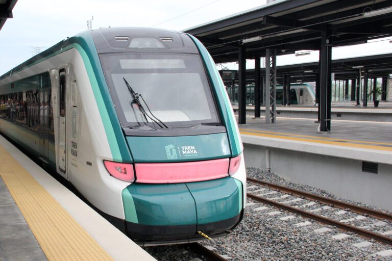 Tren Maya sigue operando