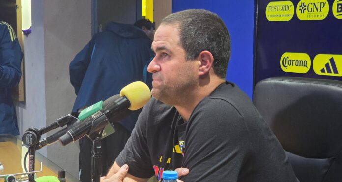 EL TECNICO ANDRE JARDINE AMERICA EL TECNICO ANDRE JARDINE AMERICA FOTO: ARTURO SANGUINO - ACIR DEPORTES