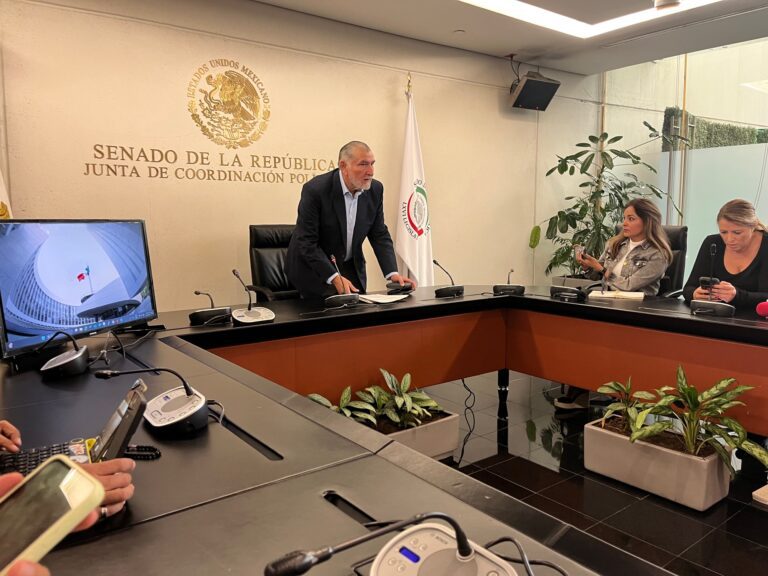 Adán Augusto López 3