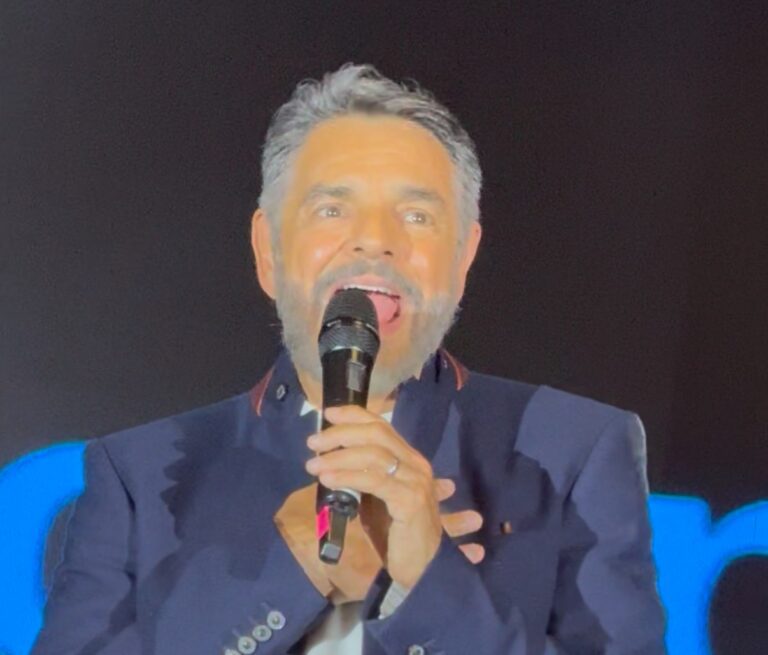 Los Derbez sanan heridas con reality de viaje
