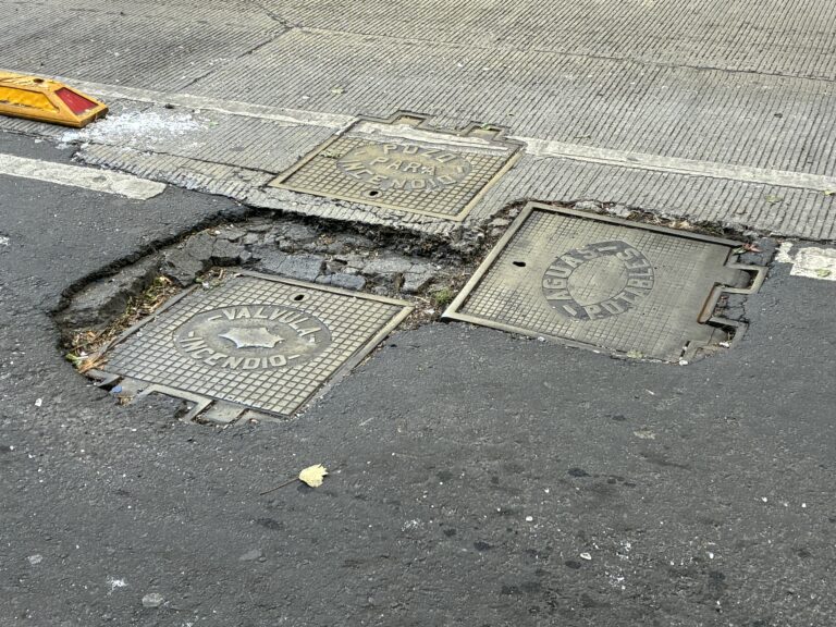 Inseguridad, baches, coladeras tapadas, acumulación de basura, principales problemas que afectan a los mexicanos: INEGI