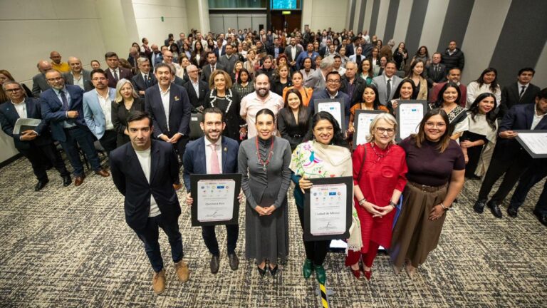 Sectur reconoce a mil hoteleros, restauranteros y tour operadores por calidad turística