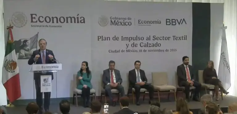 Llueva, truene o relampaguee, seguiremos aplicando la extinción de dominio a empresas que hagan importaciones ilegales: Marcelo Ebrard