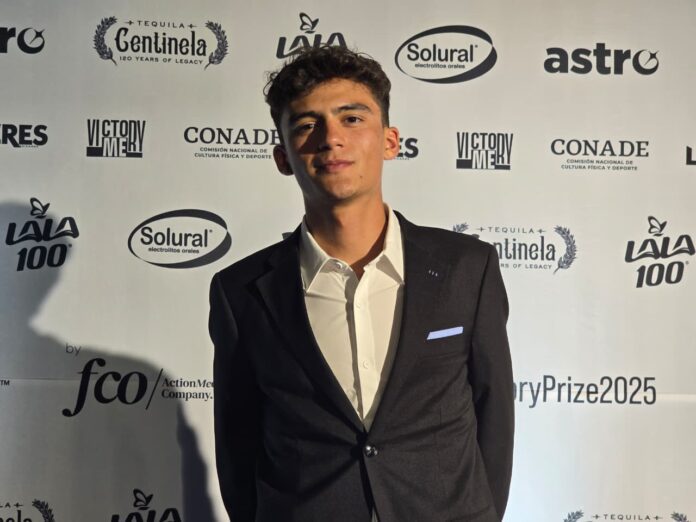 El mexicano Isaac del Toro correrá el Tour de Francia en 2026 y no el Giro