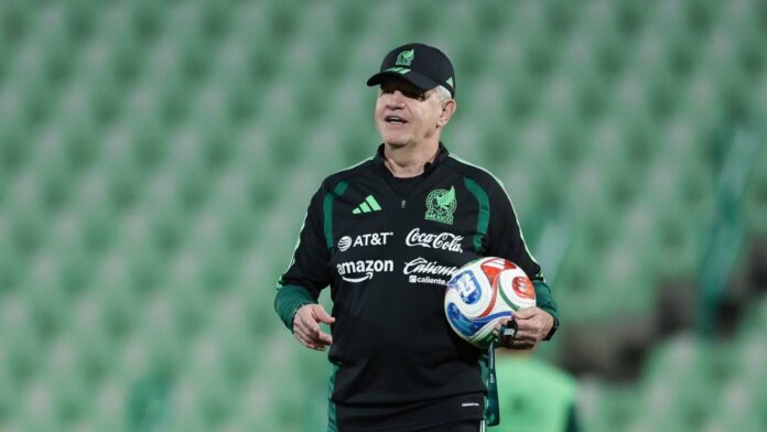 Javier Aguirre tecnico Seleccion Mexicana FOTO X: @miseleccionmx