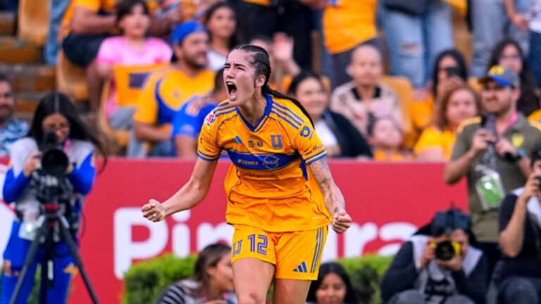 Tigres Femenil Campeonas FOTO: X: @TigresFemenil