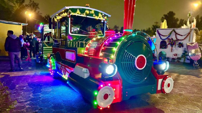 El Bosque de Tláhuac se convierte en Villa Navideña con luces, nacimientos 
