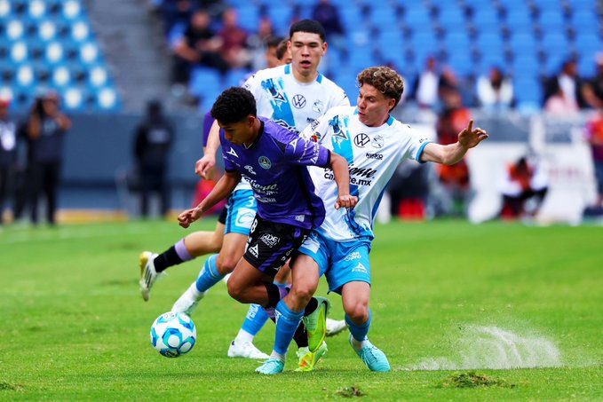 Mazatlán recibe a Monterrey en partido de David vs Goliat