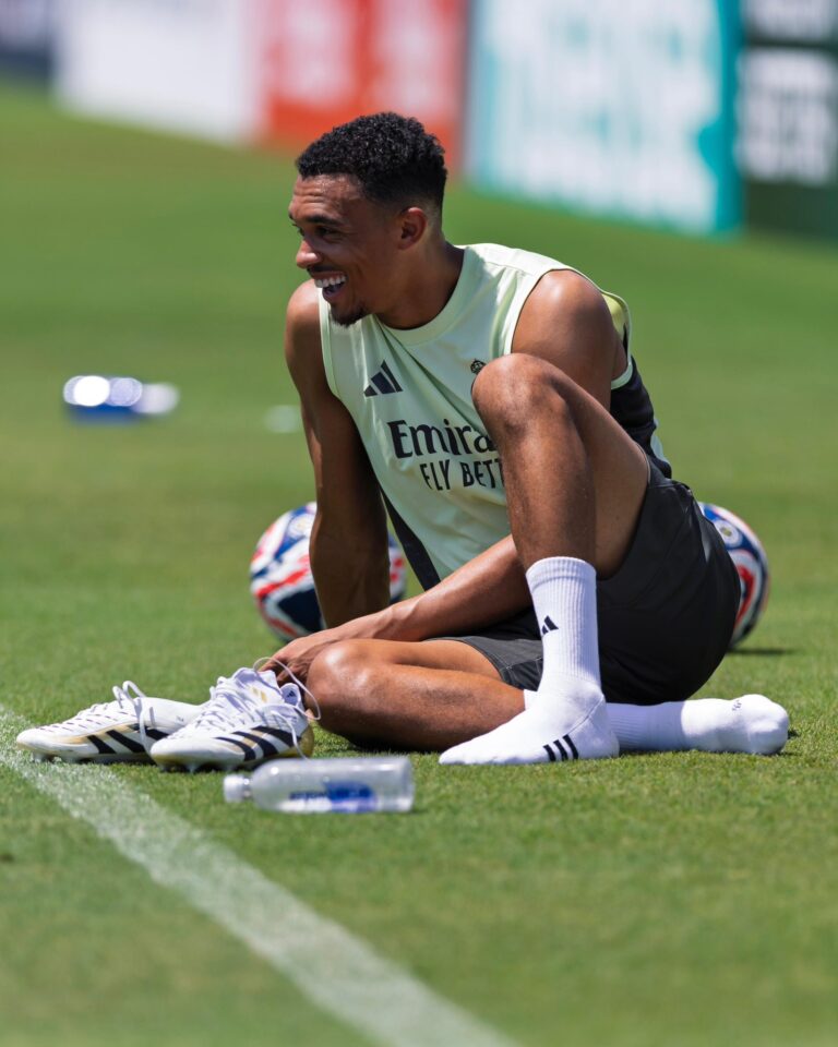 Real Madrid le pide a Tren Alexander-Arnold que se vaya